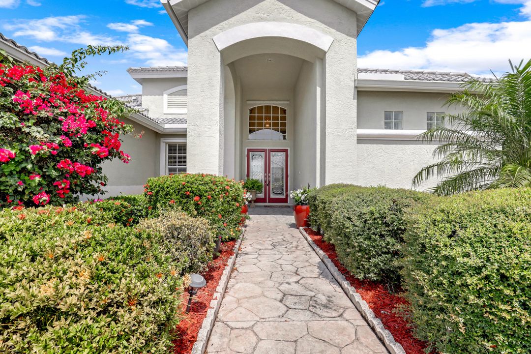 12629 Hunters Lakes Ct, Bonita Springs, FL 34135