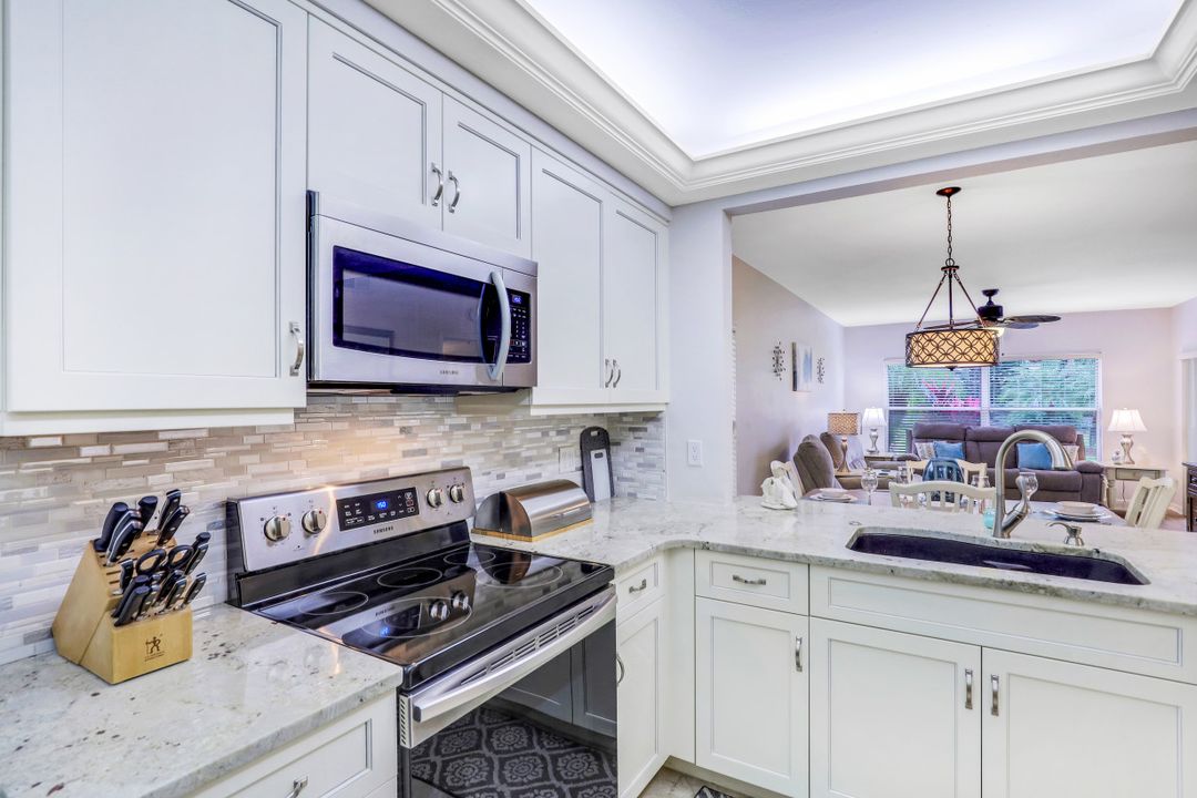 10231 Maddox Ln #211, Bonita Springs, FL 34135