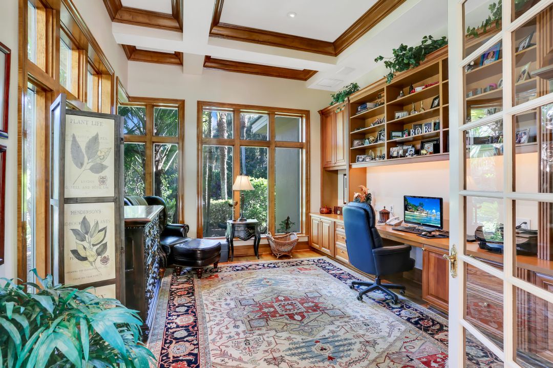 4309 Brynwood Dr, Naples, FL 34119