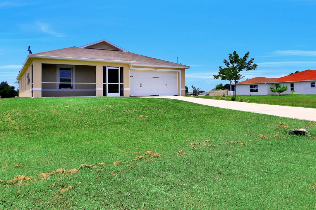 1708 NE Juanita Pl, Cape Coral, FL 33909