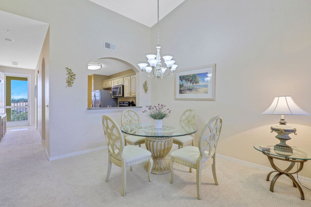 6828 Sterling Greens Dr #4402, Naples, FL 34104