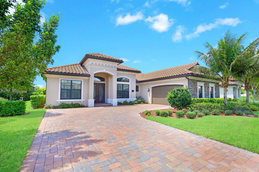 28770 Cavan Ct, Bonita Springs, FL 34135