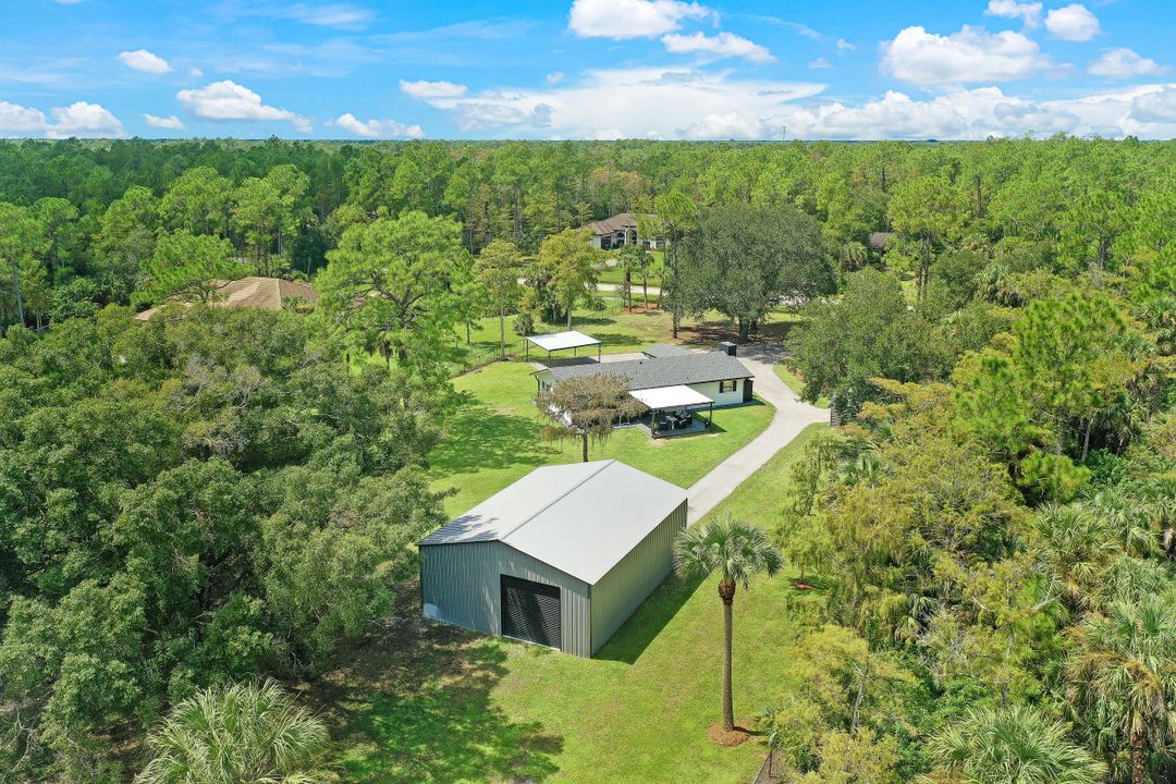 140 5th St NW, Naples, FL 34120