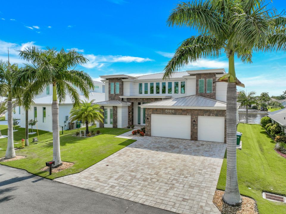 5084 Sorrento Ct, Cape Coral, FL 33904