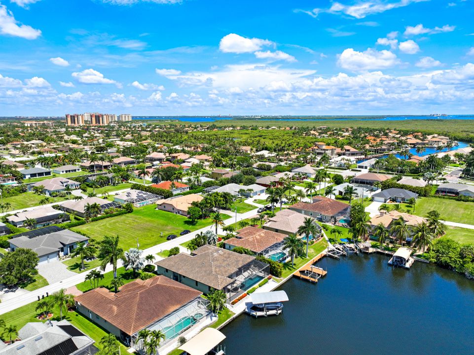 5334 SW 22nd Pl, Cape Coral, FL 33914