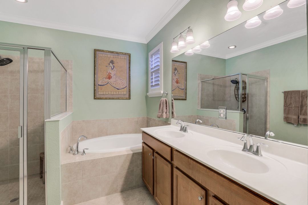 3639 Treasure Cove Cir, Naples, FL 34114