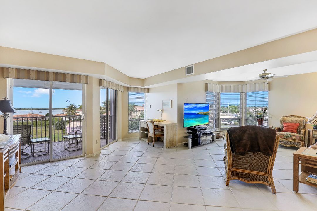 991 N Barfield Dr #401, Marco Island, FL 34145