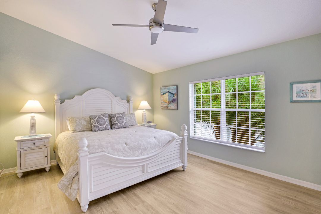 5630 Sherborn Dr #202, Naples, FL 34110