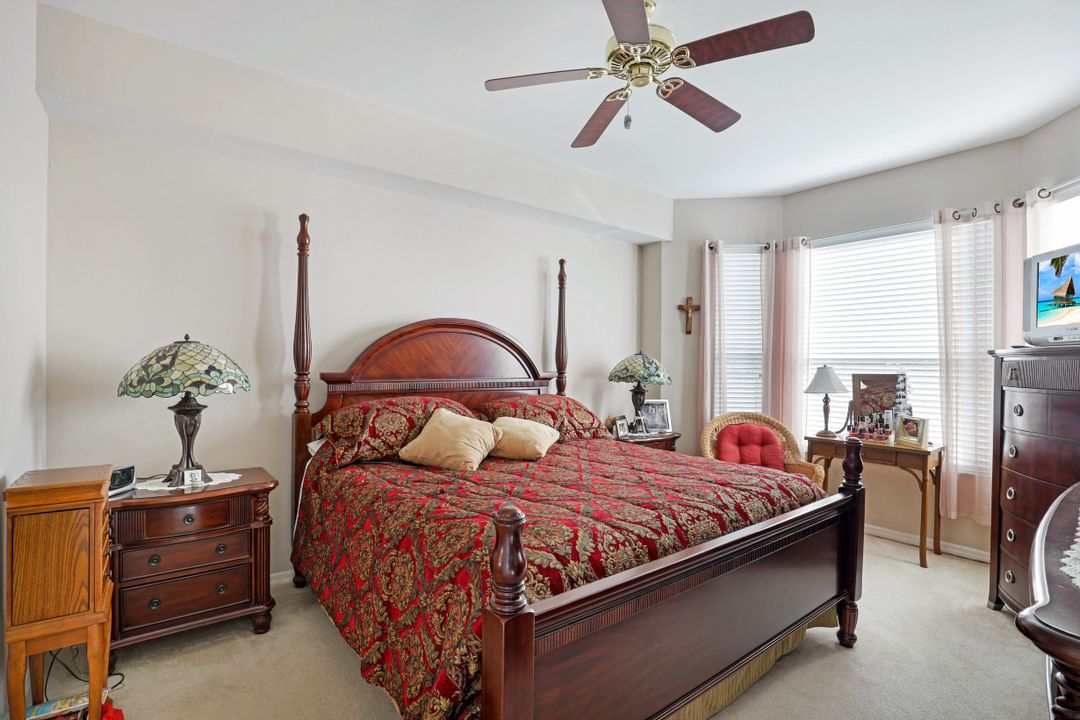 2810 Cypress Trace Cir #2116, Naples, FL 34119