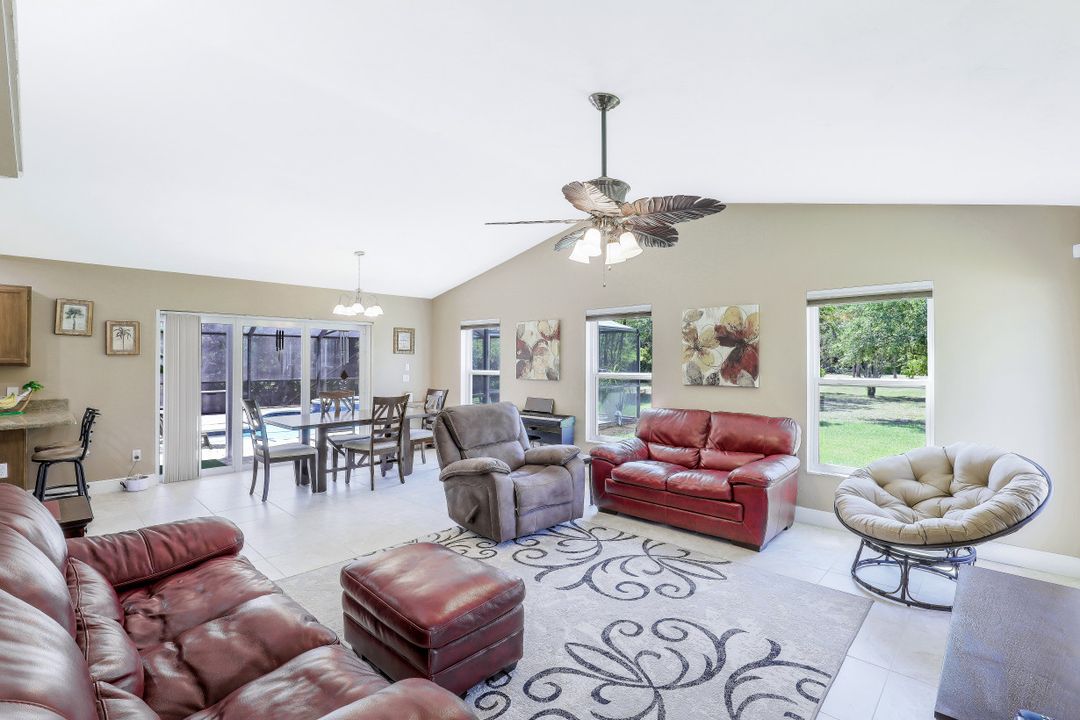 4530 7th Ave SW, Naples, FL 34119