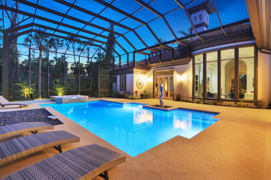 4642 Idylwood Ln, Naples, FL 34119