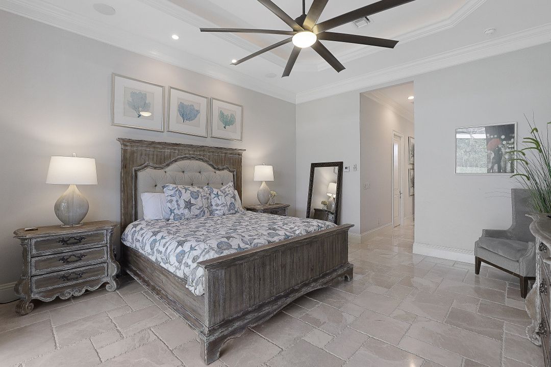 671 S Barfield Dr, Marco Island, FL 34145