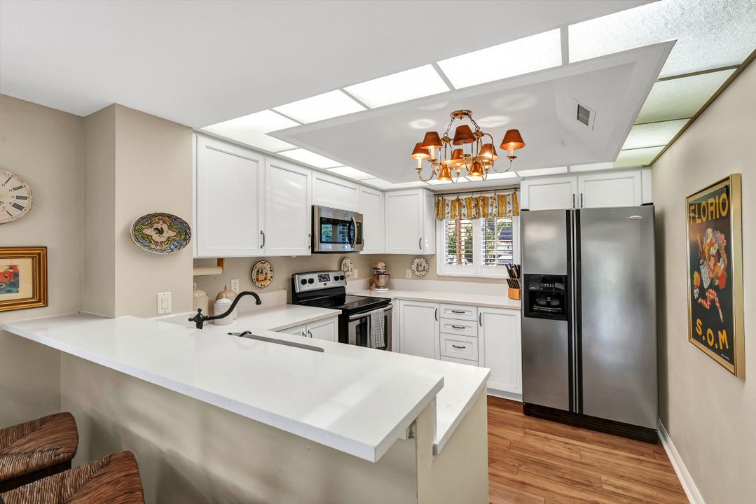 1617 Spoonbill Ln, Naples, FL 34105