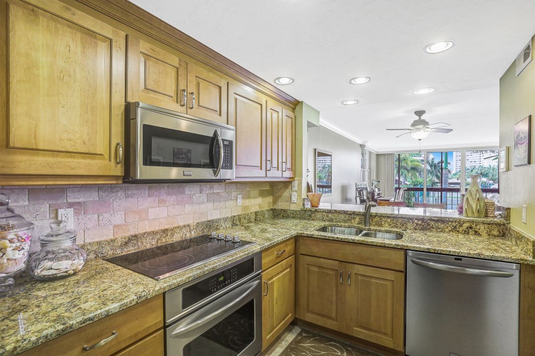 591 Seaview Ct #210, Marco Island, FL 34145