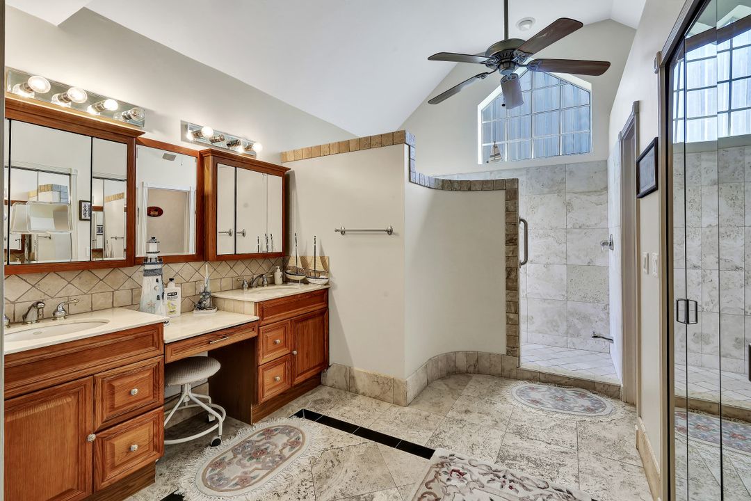 131 Plantation Cir, Naples, FL 34104