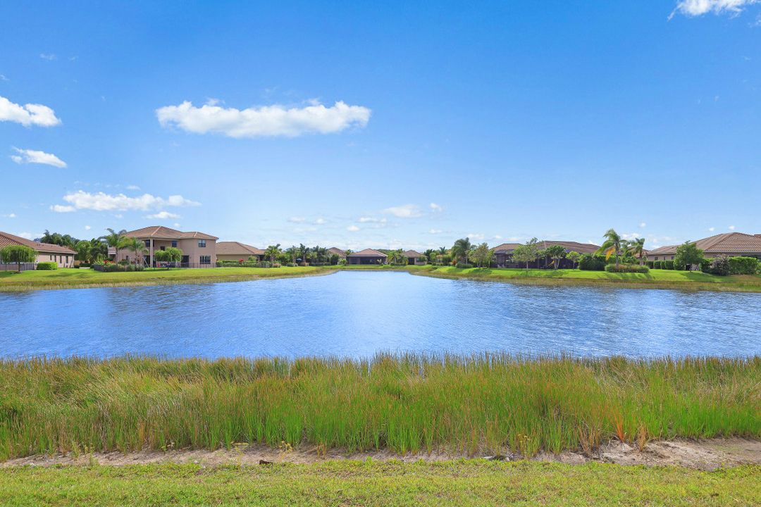 11784 Meadowrun Cir, Fort Myers, FL 33913