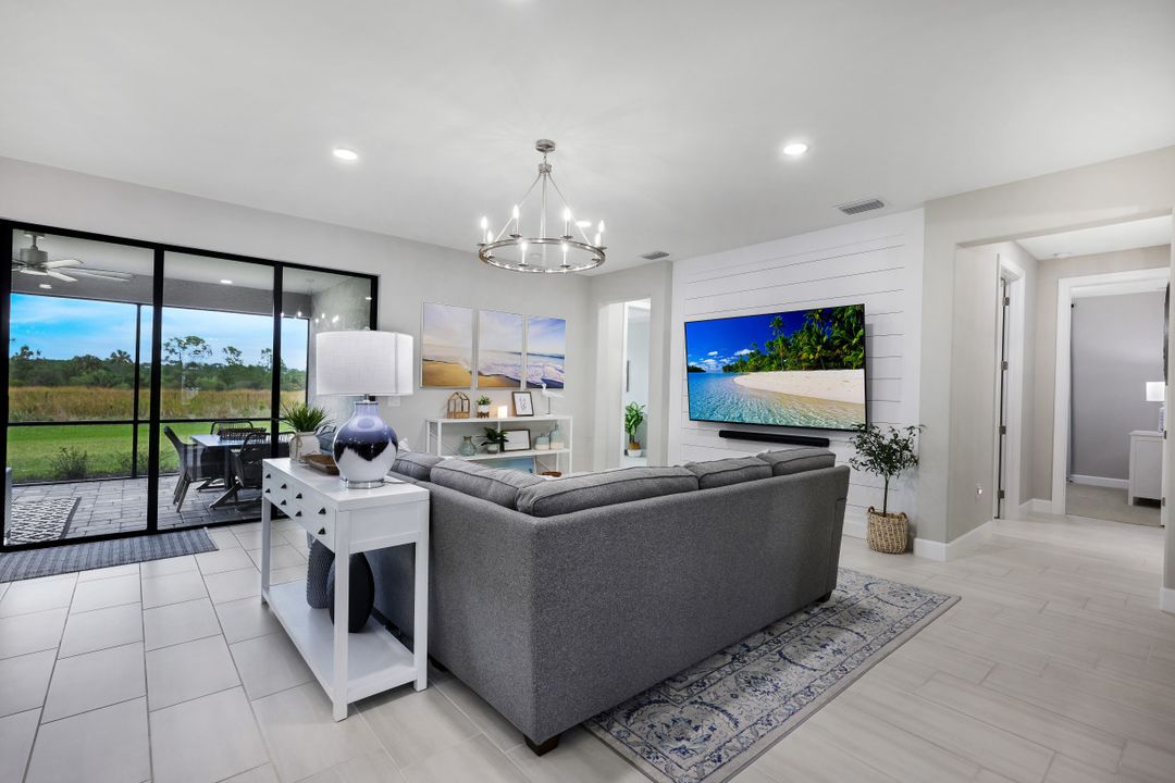 17624 Kinzie Ln, Estero, FL 33928