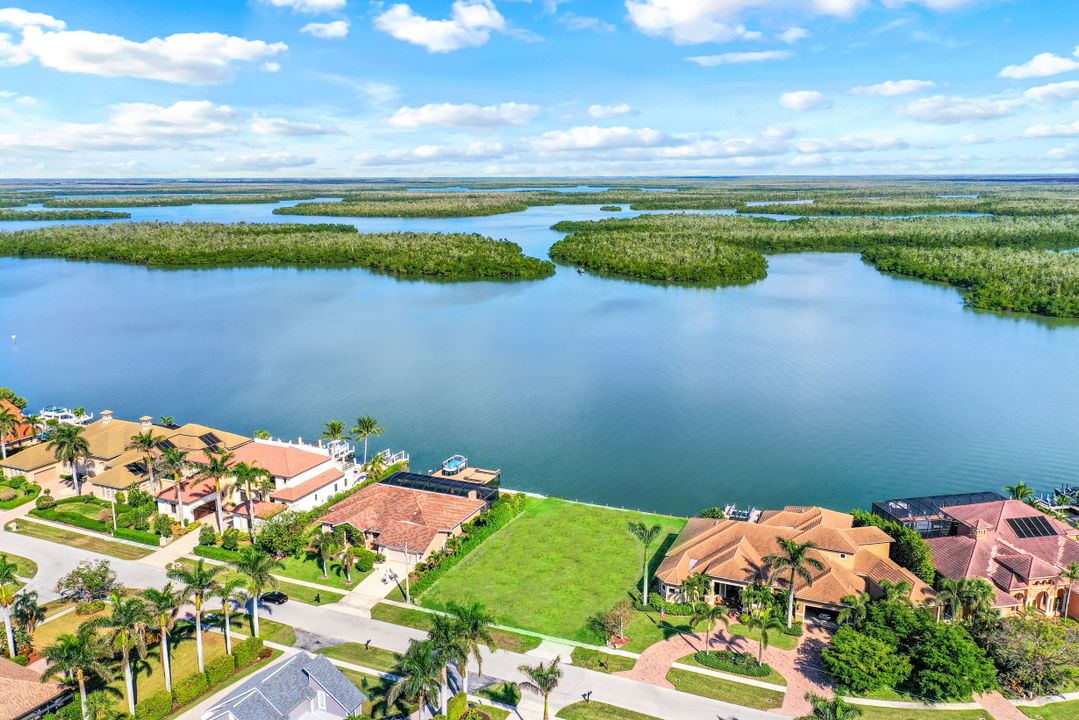 185 Stillwater Ct, Marco Island, FL 34145