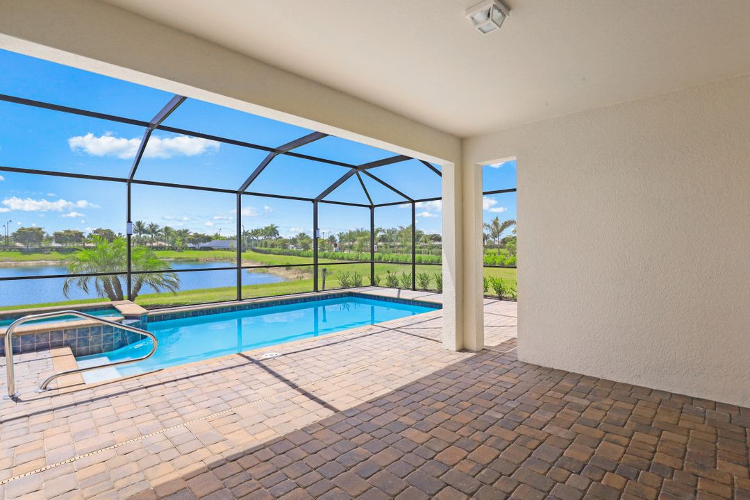 11853 Hickory Estates, Fort Myers, FL 34134