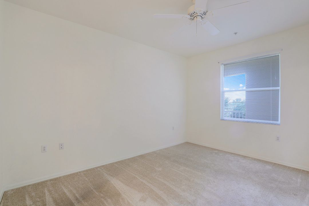 2750 Cypress Trace Cir  #2631, Naples, FL 34119