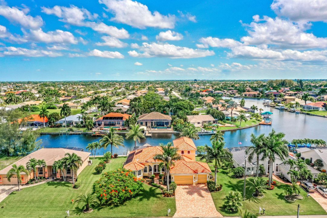 2305 SW 50th St, Cape Coral, FL 33914