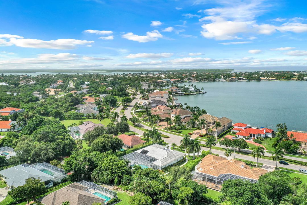 621 S Barfield Dr, Marco Island, FL 34145