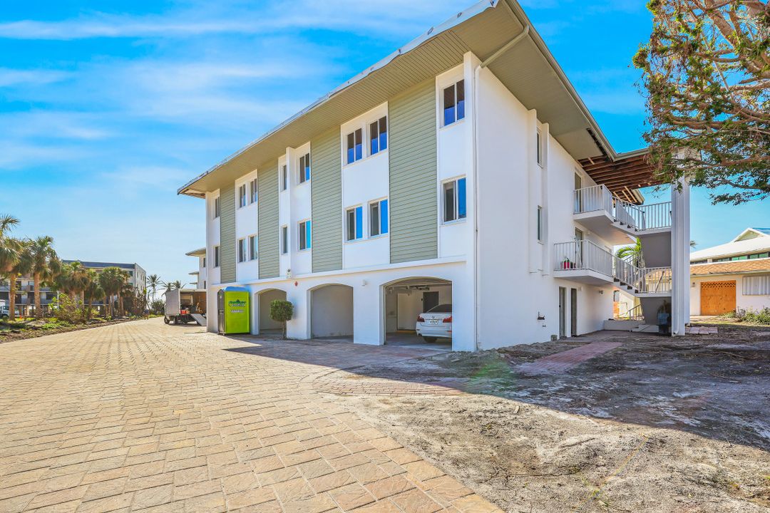 1341 Middle Gulf Dr #1A, Sanibel, FL 33957