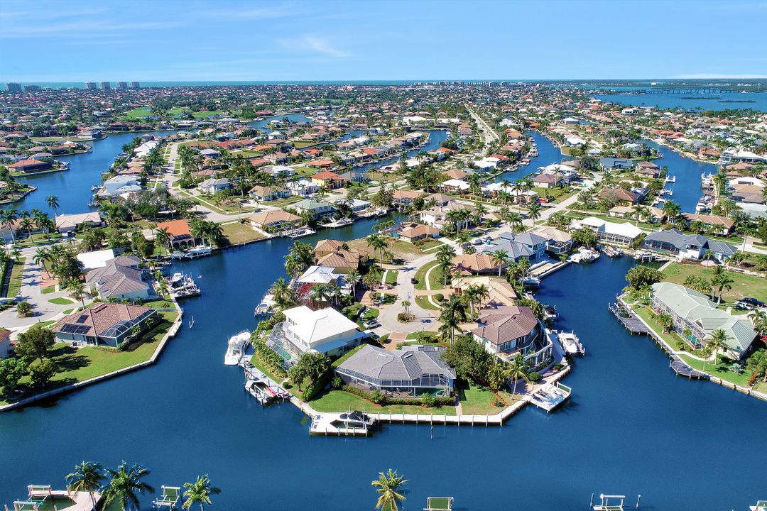 148 Geranium Ct, Marco Island, FL 34145