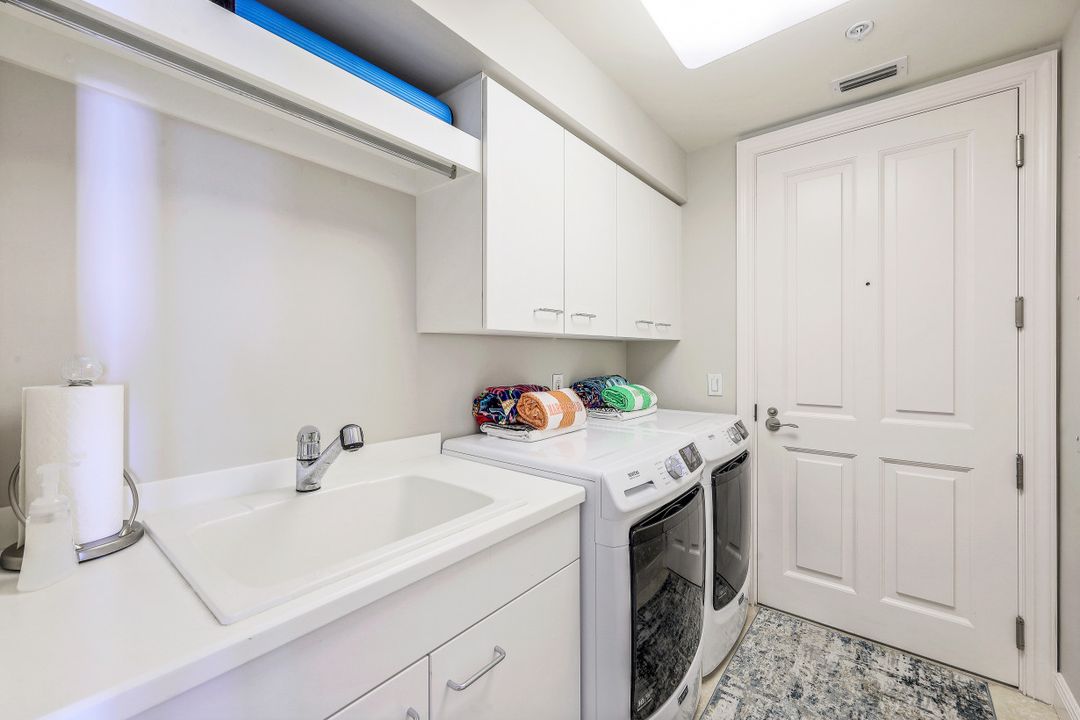 970 Cape Marco Dr #1002, Marco Island, FL 34145