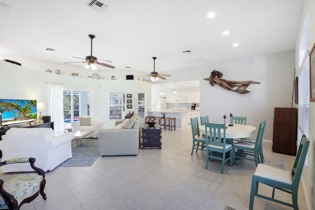 2710 SW 37th St, Cape Coral, FL 33914