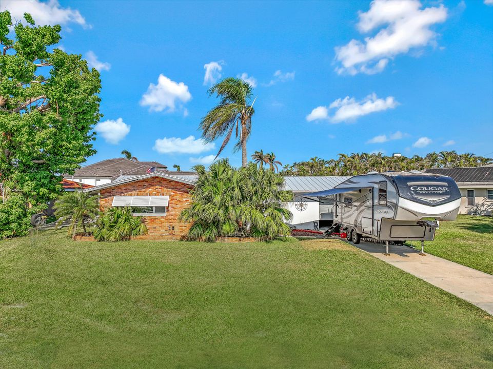 103 El Dorado Pkwy E, Cape Coral, FL 33904