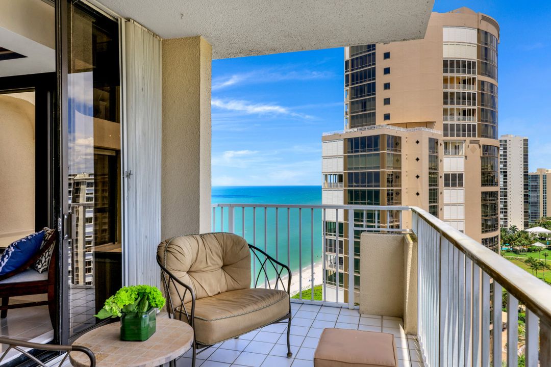 4301 Gulf Shore Blvd N #1700, Naples, FL 34103
