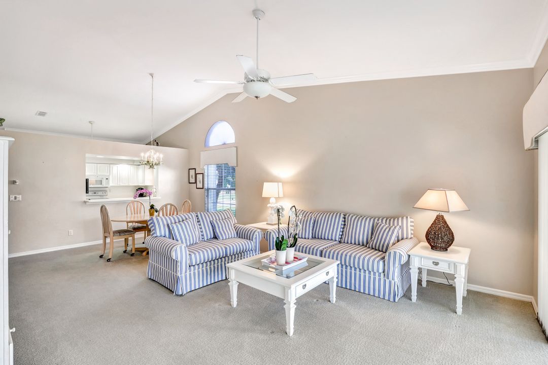 227 Melrose Pl, Naples, FL 34104