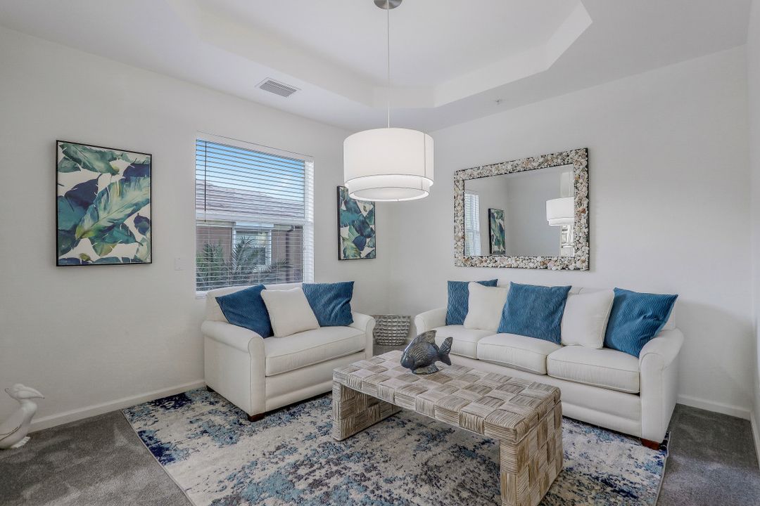 6682 Alden Woods Cir #202, Naples, FL 34113