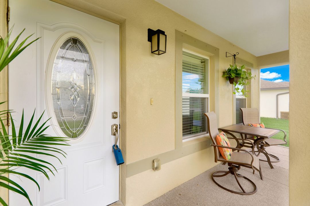 3006 SW 1st Pl, Cape Coral, FL 33914