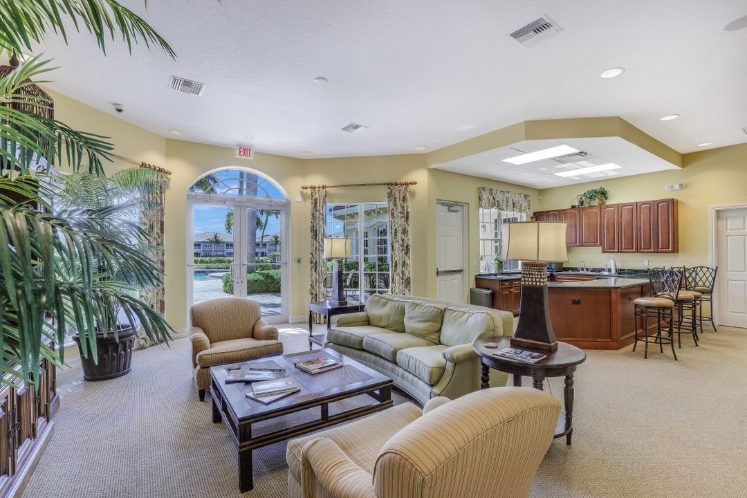 7160 Lemuria Cir #1501, Naples, FL 34109