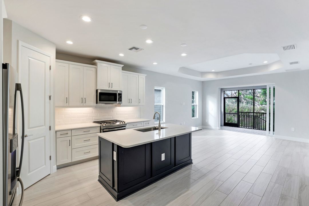 8794 Pigeon KY, Fort Myers, FL 33908