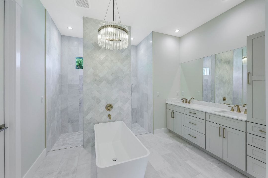 4604 SW 9th Ave, Cape Coral, FL 33914