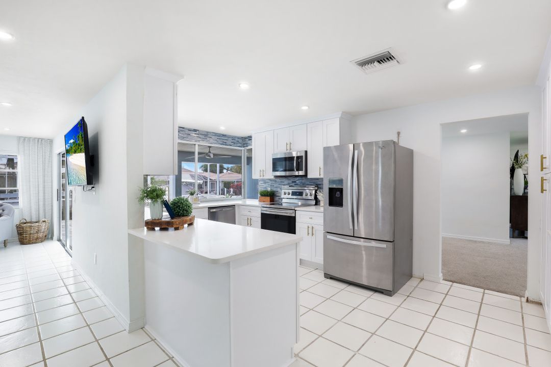 2150 Shad Ct, Naples, FL 34102