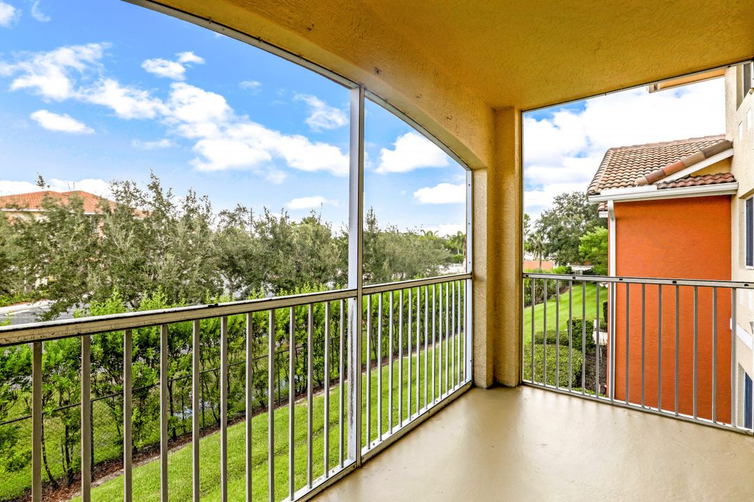 6461 Aragon Way #205, Fort Myers, FL 33966