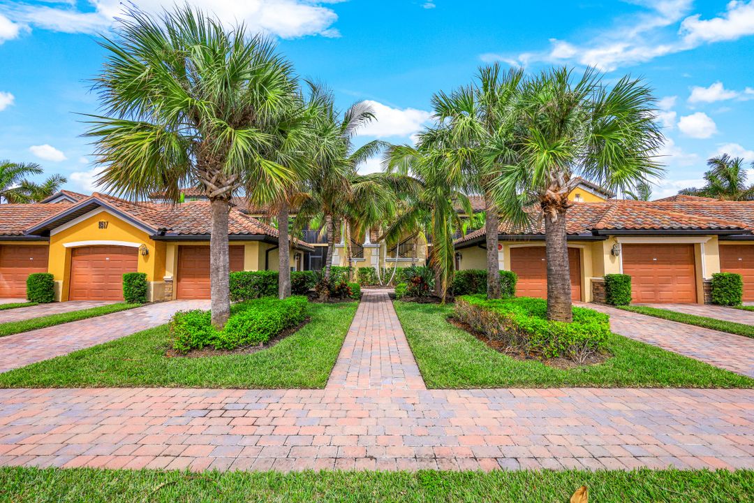 9517 Avellino Wy #2222, Naples, FL 34113