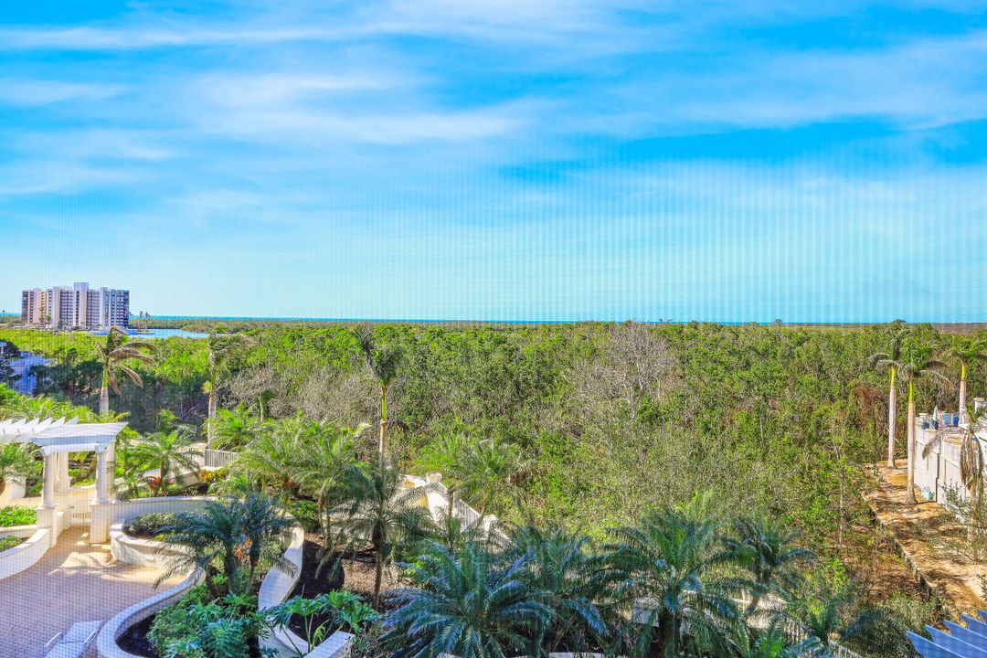 275 Indies Way #505, Naples, FL 34110