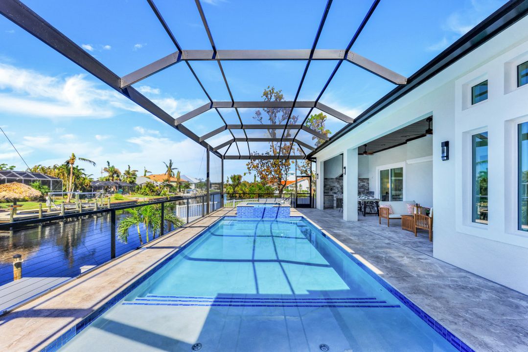 5332 Malibu Ct, Cape Coral, FL 33904