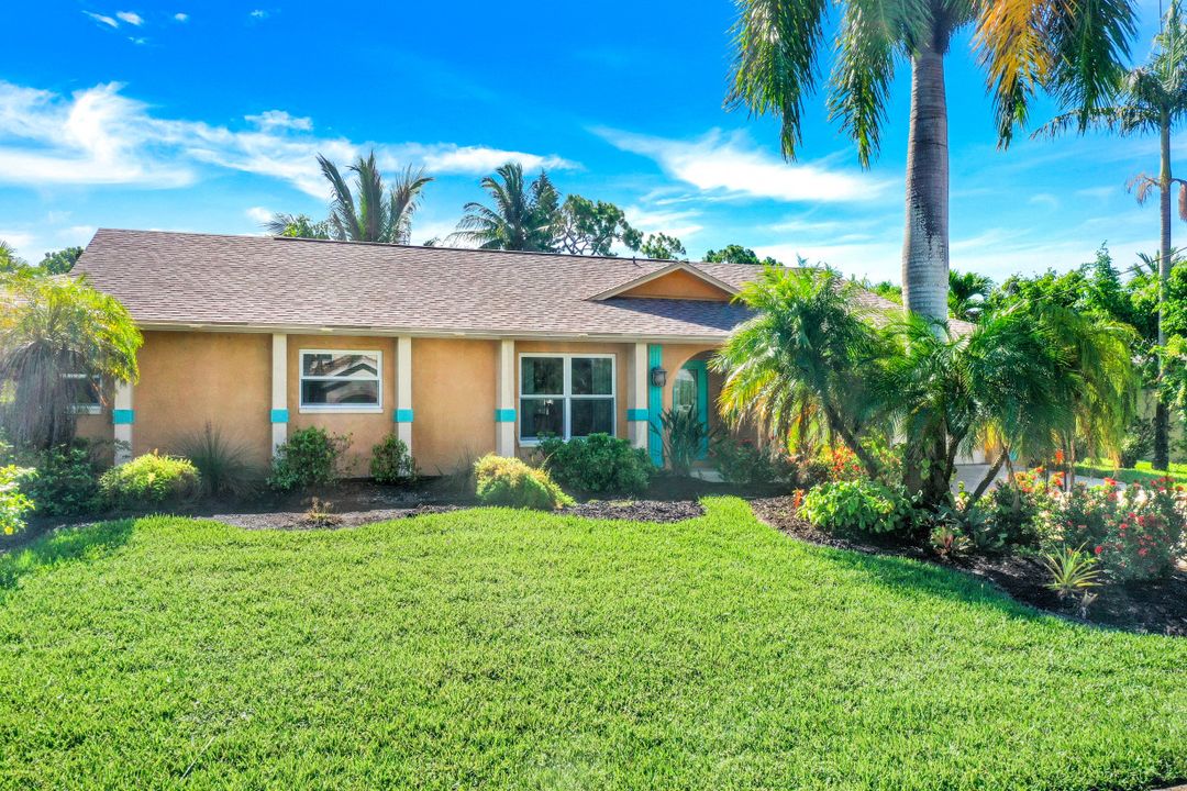 27011 Homewood Dr, Bonita Springs, FL 34135