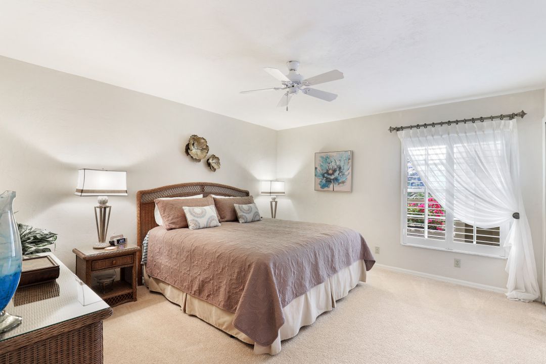 26930 Wedgewood Dr  #401, Bonita Springs, FL 34134