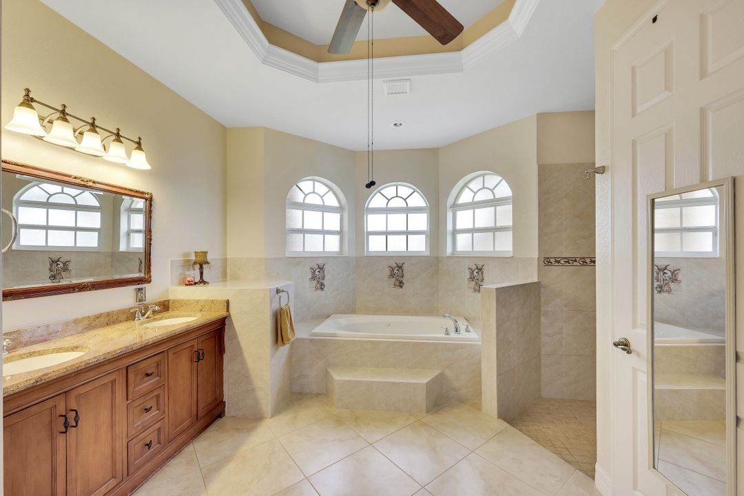 3327 NW 18th Terrace, Cape Coral, FL 33993