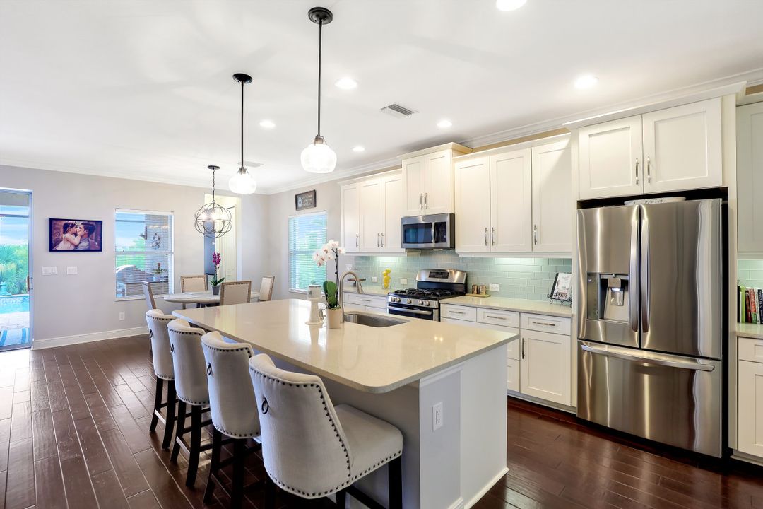 8584 Big Mangrove Dr, Fort Myers, FL 33908