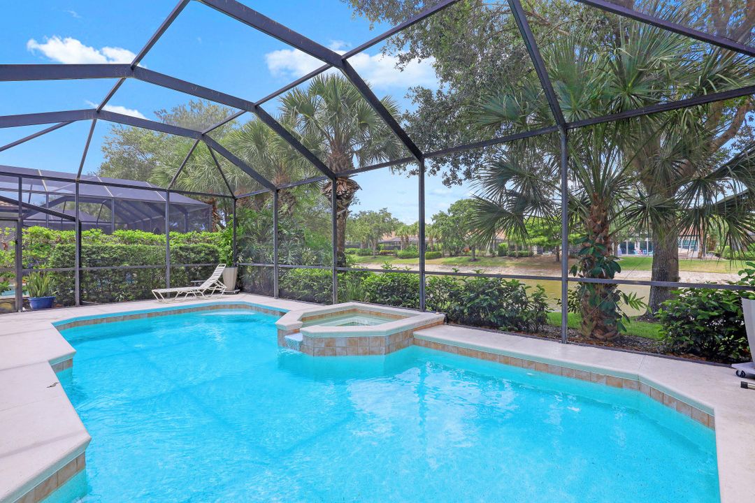 12832 Brynwood Way, Naples, FL 34105