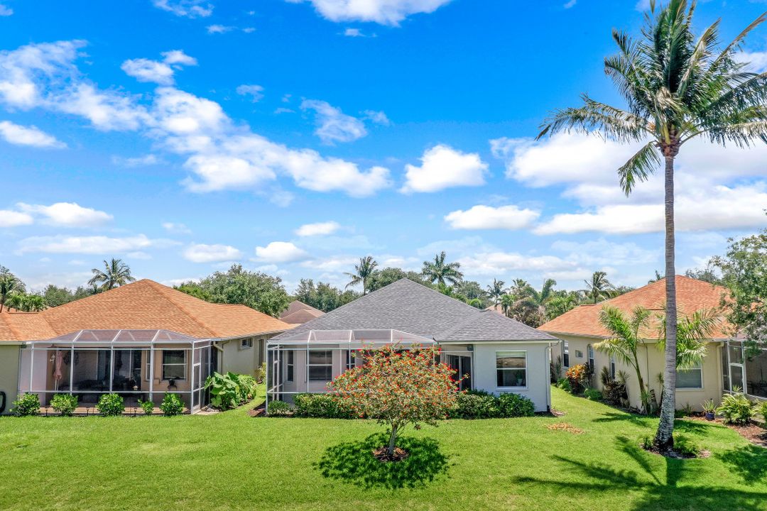 8039 Tauren Ct, Naples, FL 34119