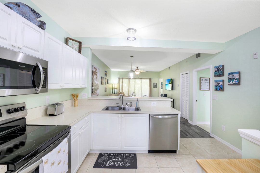 9165 Celeste Dr #106, Naples, FL 34113